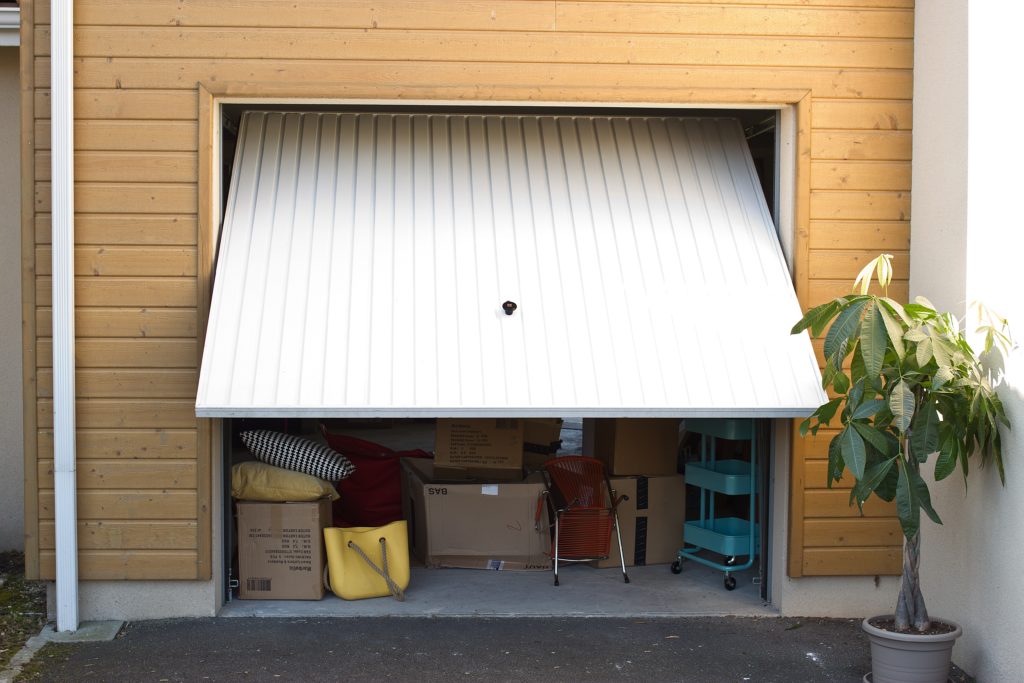 Garde meuble entre particuliers - JeStocke.com