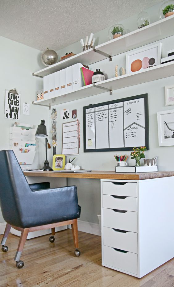 bureau en télétravail - travailler chez soi